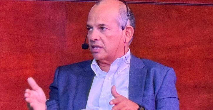 Perú destaca como destino confiable para inversionistas extranjeros, afirma exministro de economía Luis Miguel Castilla