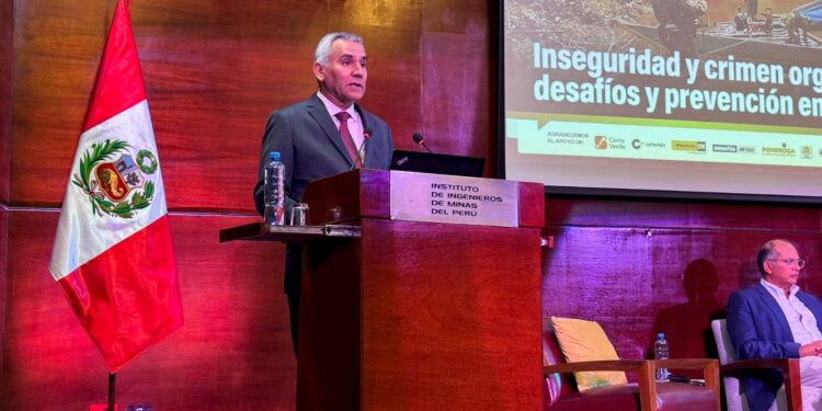 De Vinatea insta al Congreso a priorizar el aspecto técnico en la Ley MAPE para evitar intereses ilegales