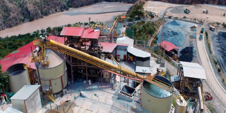 Minera Poderosa prevé producir 981 mil onzas de oro para el 2028