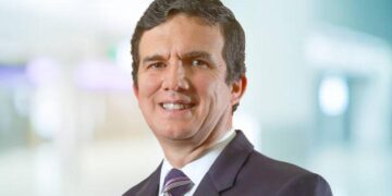 CENTRUM PUCP y PERUMIN 37 se unen para otorgar una beca integral para la Maestría en Administración de Negocios Globales en Energía y Minería