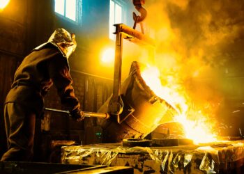 Reactivar la exploración de litio requiere resolver vacíos normativos, afirman especialistas