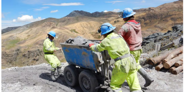 Minem: “La facultad de fiscalizar a la minería no la han perdido los gobiernos regionales”