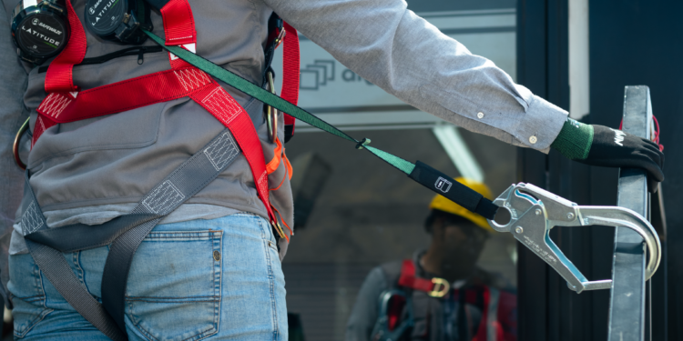 Minería y construcción: Claves para impulsar la inversión y productividad en el Perú