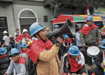 Mineros del Reinfo podrían perder su protección legal: impulsan cambio clave en el Congreso