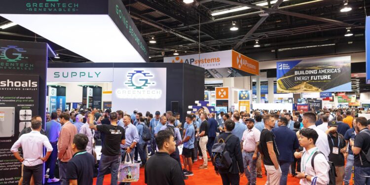 Más de 60 empresas globales de energías renovables se reunirán en Chile para RE+ Cono Sur 2026