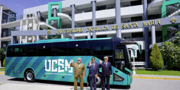 Universidad Católica de Santa María se convierte en la primera universidad del Perú en impulsar la movilidad eléctrica y sostenible