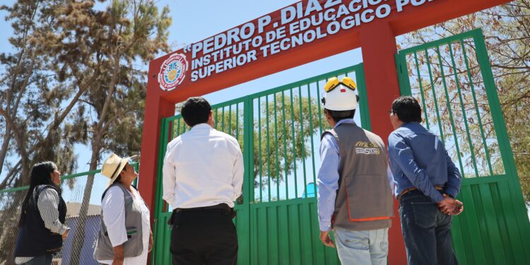 Obras de infraestructura y educación fueron inauguradas en localidades del área de influencia de Teck Zafranal