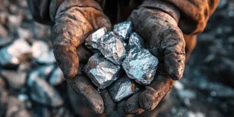 Plata al alza, pero aún no mueve la “aguja” minera en Perú: proyectos que no despegan