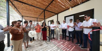 Huancarqui impulsa su desarrollo turístico con inauguración de pórtico de ingreso al balneario Chancharay