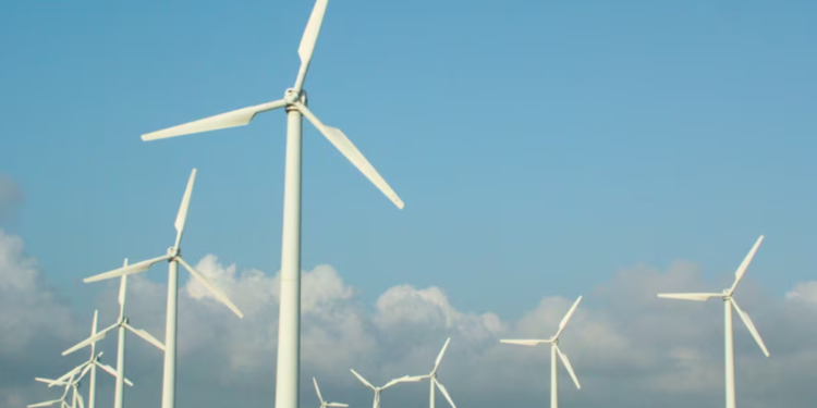 Energías eólicas y solares bajo el radar: la ruta para encender su impulso en Perú