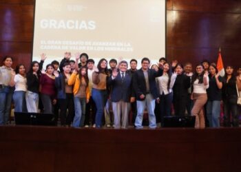 IIMP fortalece la formación de futuros ingenieros mineros con estudiantes de Ica