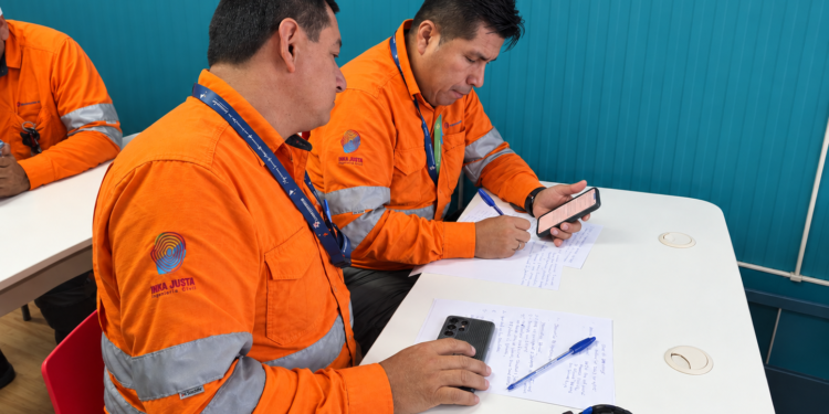 Marcobre fortalece las capacidades de sus colaboradores con programa liderado por CETEMIN